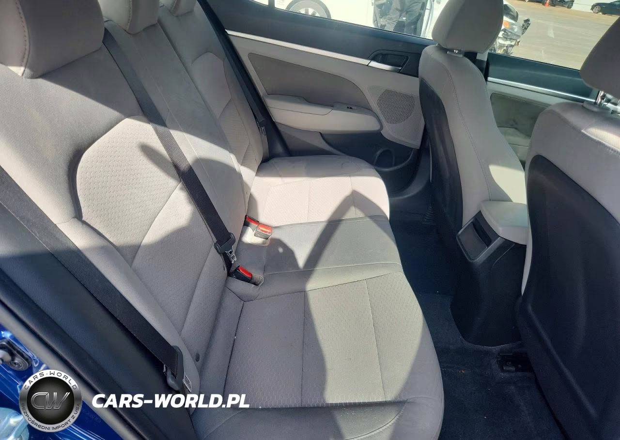 2019 Hyundai Elantra Value Edition VIN:5NPD84LF5KH453859 - 10