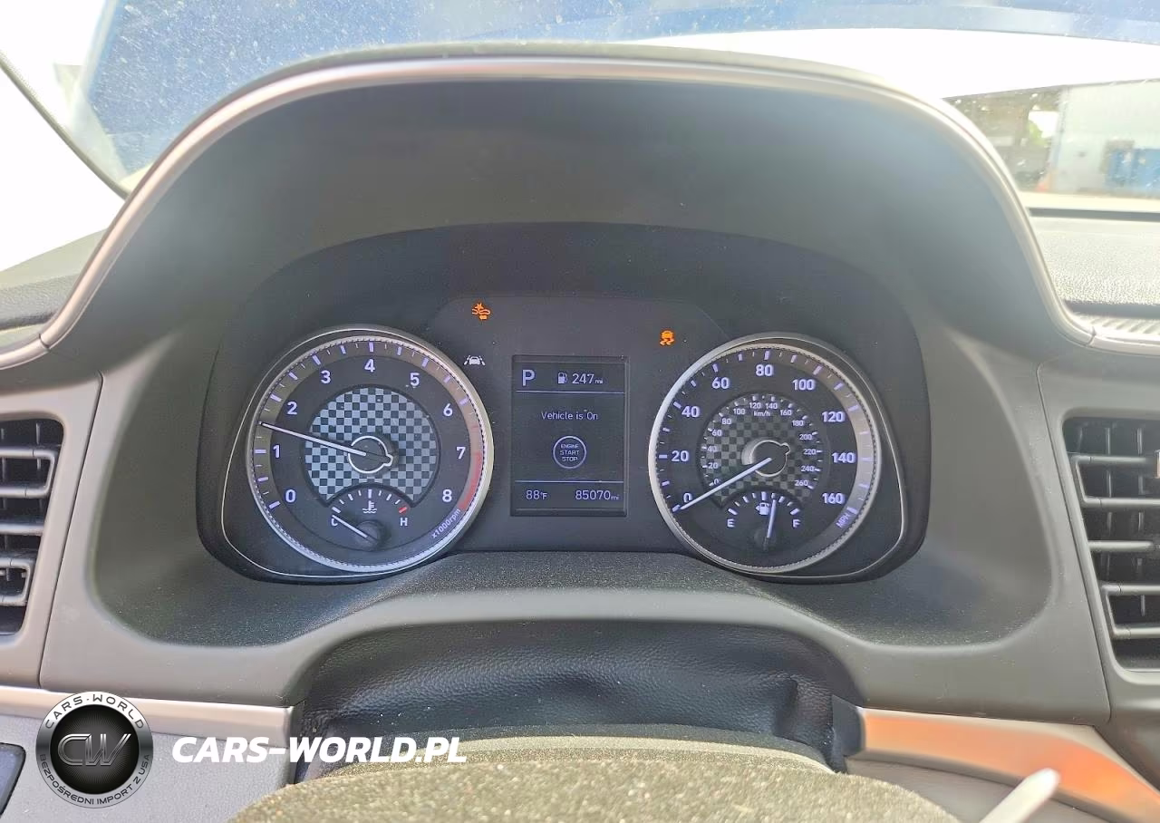 2019 Hyundai Elantra Value Edition VIN:5NPD84LF5KH453859 - 9