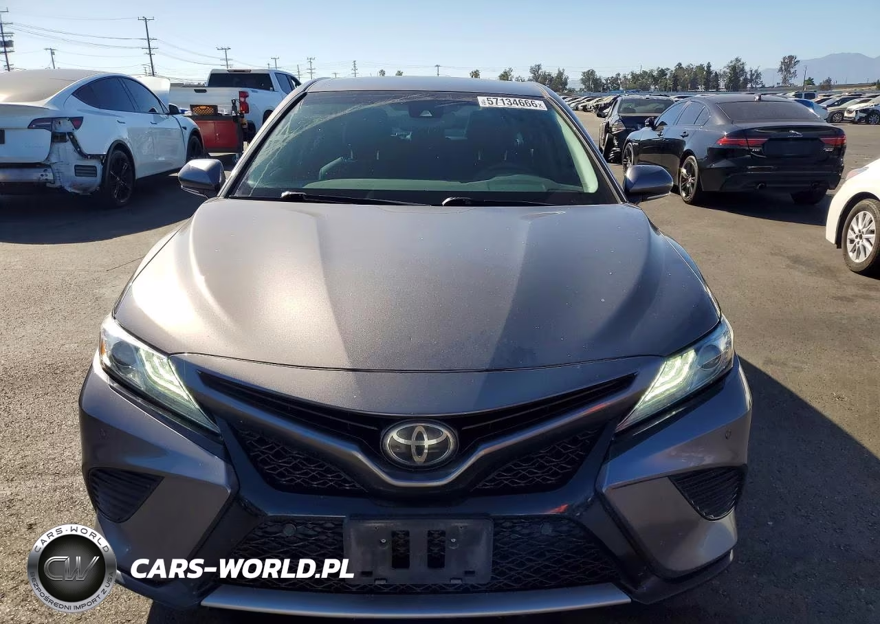2018 Toyota Camry Xse VIN:4T1B61HK3JU101350 - 5