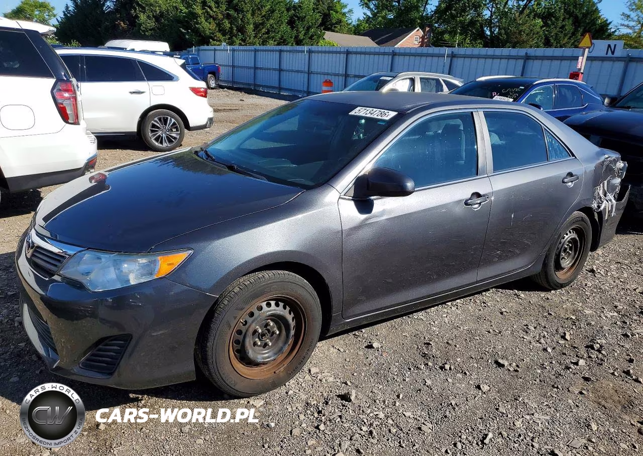 2012 Toyota Camry L – zdjęcie 1 z 12