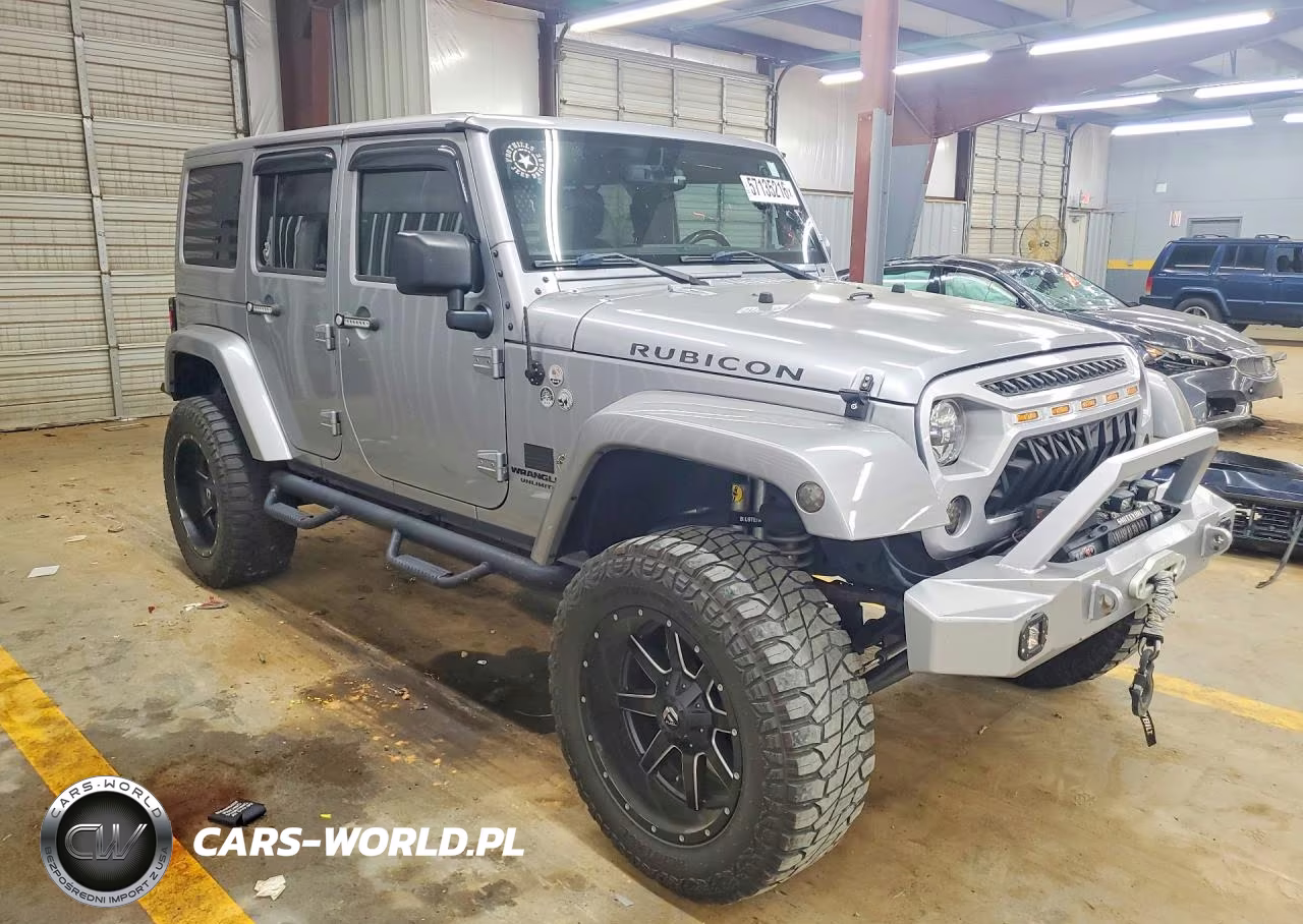 2015 Jeep Wrangler Unlimited Rubicon VIN:1C4HJWFG0FL515661 - 4