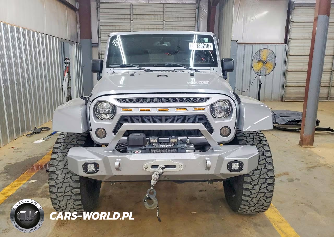 2015 Jeep Wrangler Unlimited Rubicon VIN:1C4HJWFG0FL515661 - 5