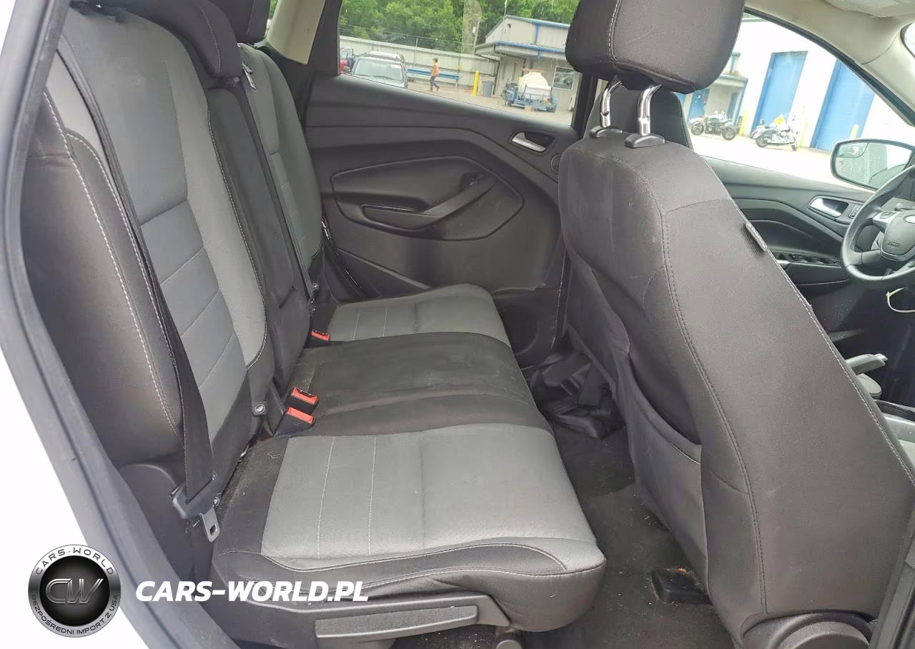 2016 Ford Escape Se VIN:1FMCU9GX7GUB68595 - 11