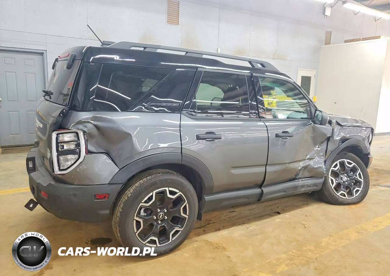 2026 Ford Bronco Sport Outer Banks VIN:3FMCR9CN0TRE22770 - 3