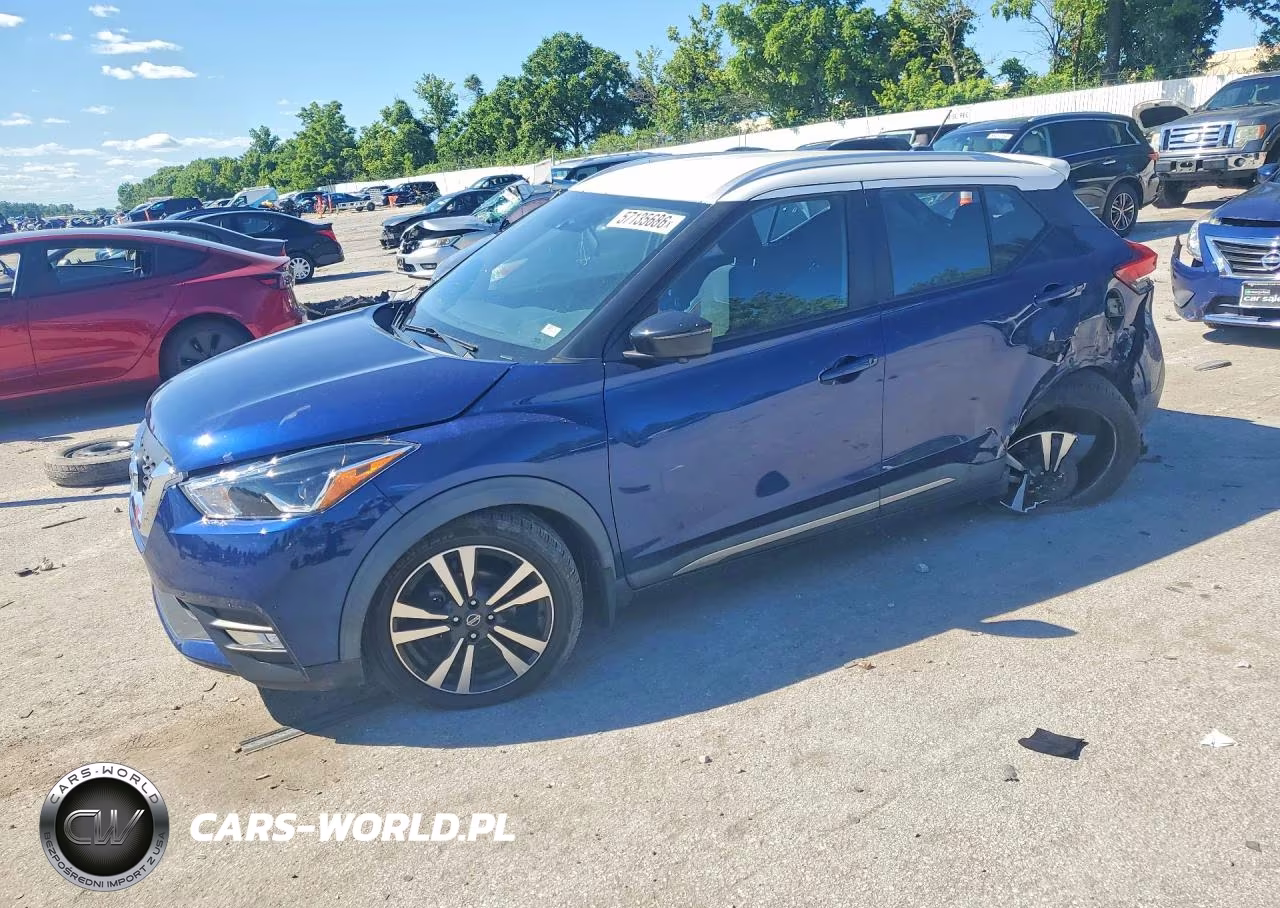 2018 Nissan Kicks Sr