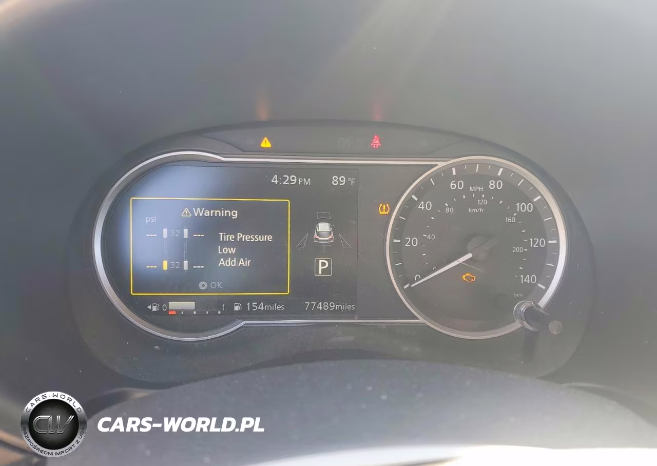 2018 Nissan Kicks Sr VIN:3N1CP5CU6JL512955 - 9