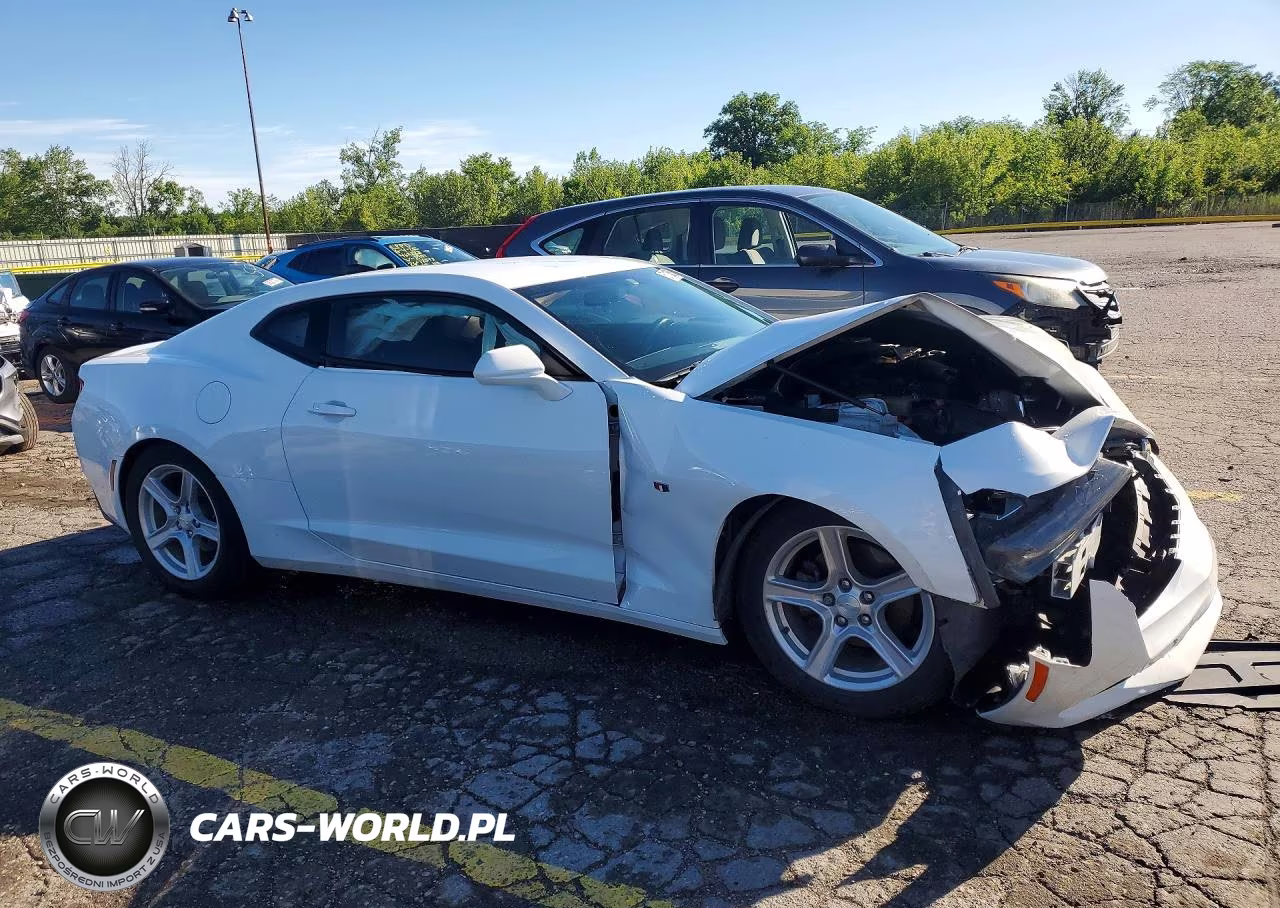 2017 Chevrolet Camaro Lt VIN:1G1FB1RX6H0131318 - 4