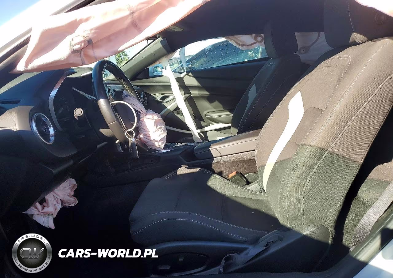 2017 Chevrolet Camaro Lt VIN:1G1FB1RX6H0131318 - 7