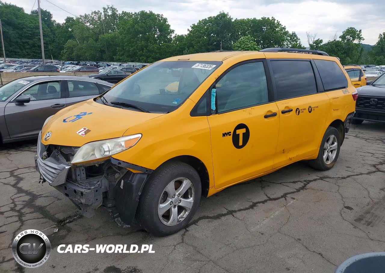 2016 Toyota Sienna Le