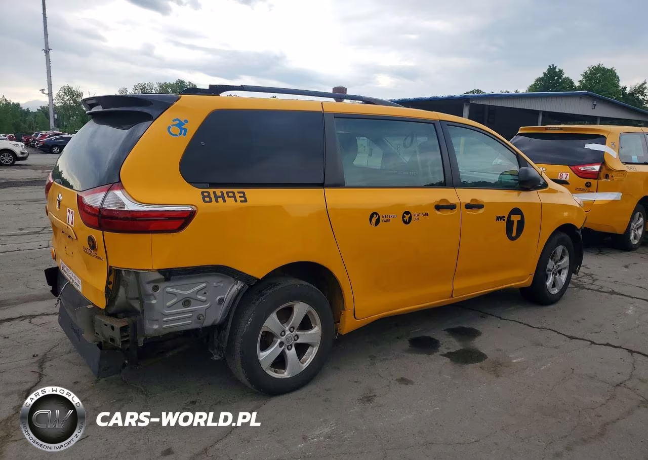 2016 Toyota Sienna Le VIN:5TDKK3DC4GS763462 - 3