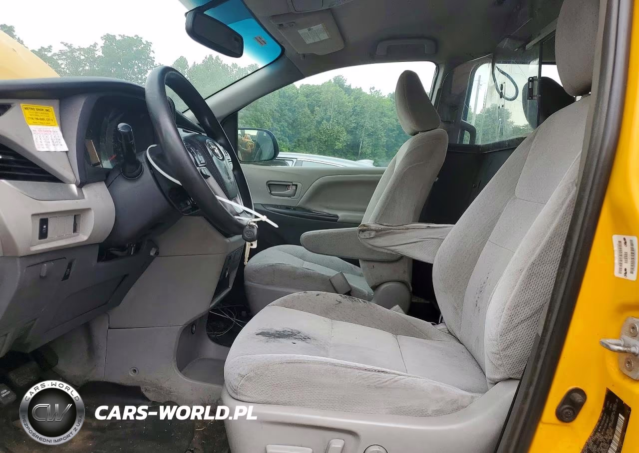 2016 Toyota Sienna Le VIN:5TDKK3DC4GS763462 - 7