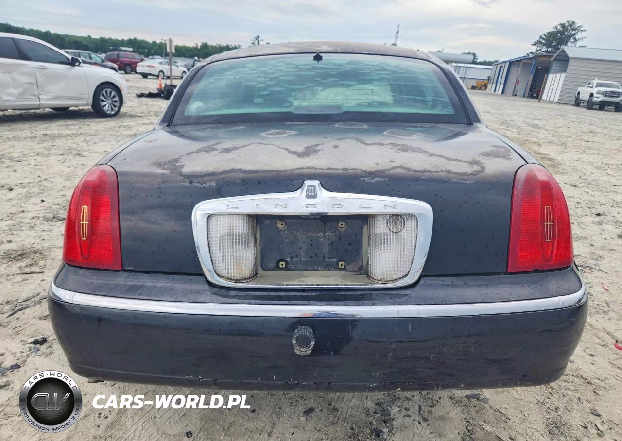 1999 Lincoln Town Car Cartier VIN:1LNFM83W4XY605031 - 6