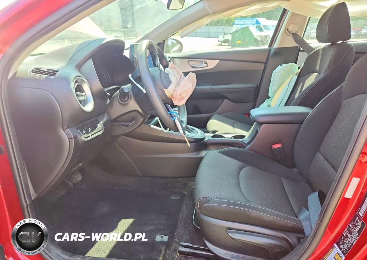 2023 Kia Forte Lxs VIN:3KPF24AD1PE569082 - 7