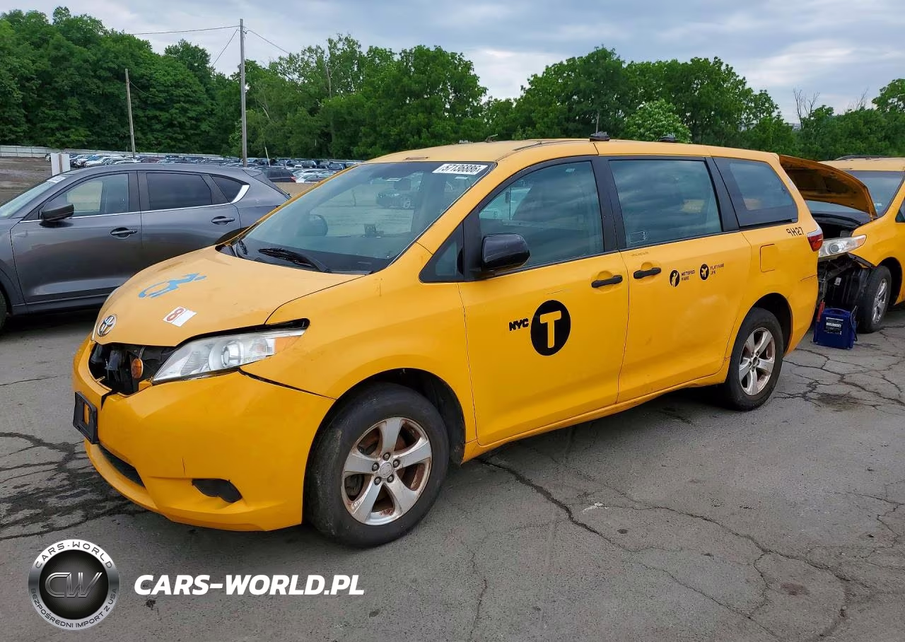 2017 Toyota Sienna L 7-Passenger