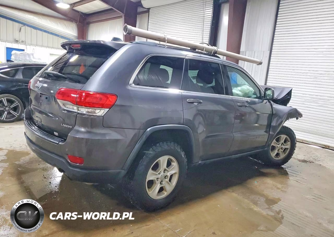 2017 Jeep Grand Cherokee Laredo VIN:1C4RJFAG4HC931968 - 3