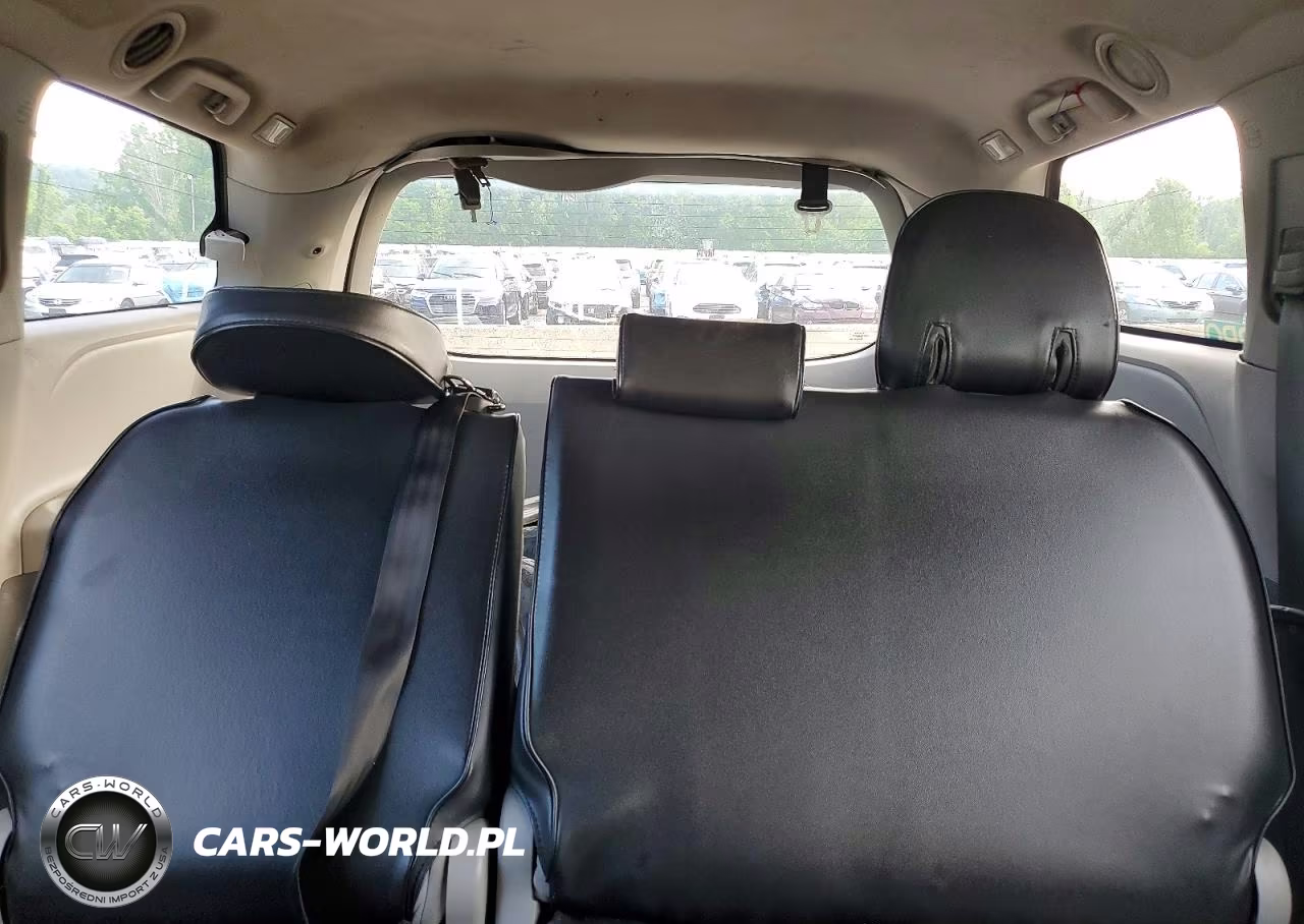 2016 Toyota Sienna L 7-Passenger VIN:5TDZK3DC2GS718146 - 10