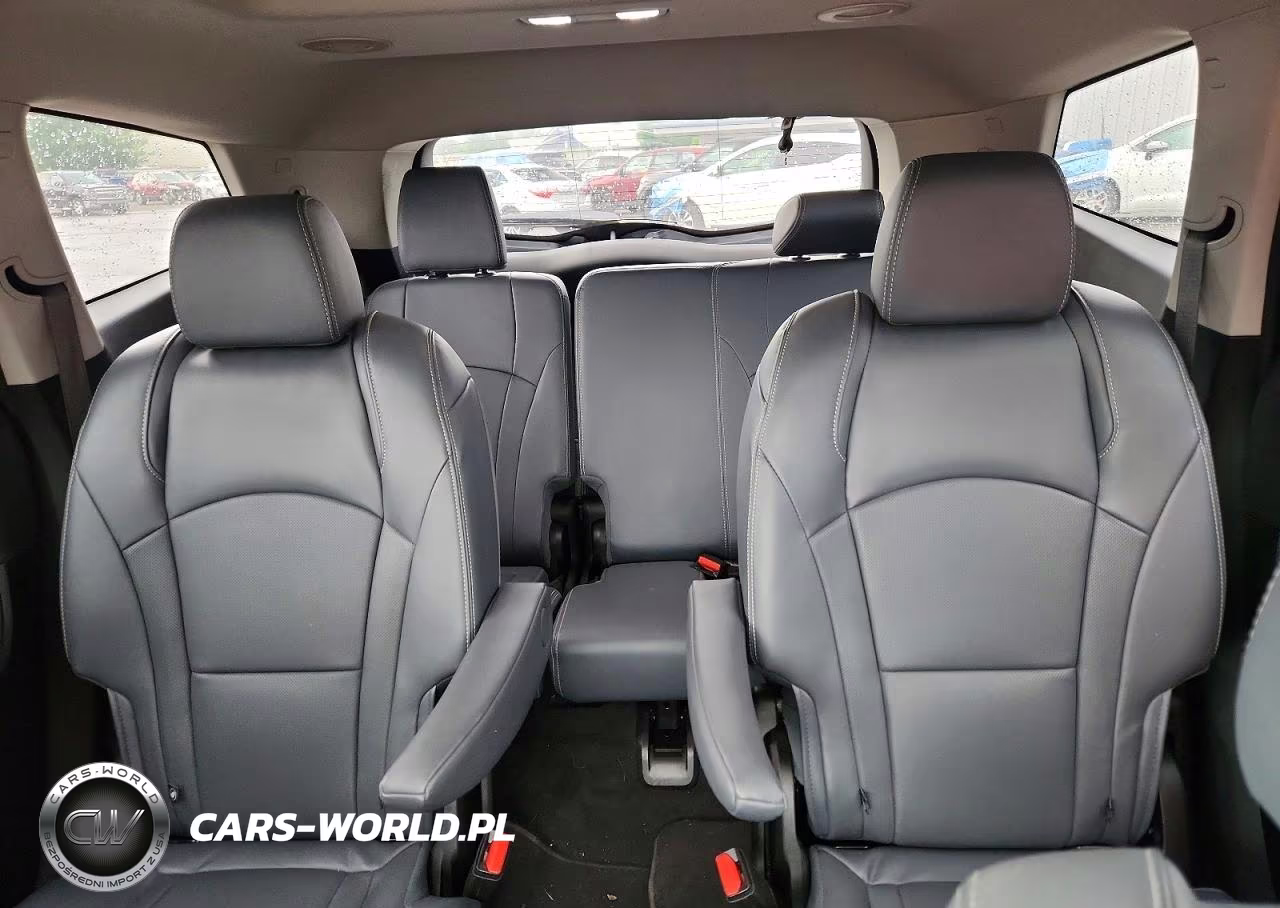 2020 Buick Enclave Essence VIN:5GAEVAKW8LJ114844 - 10