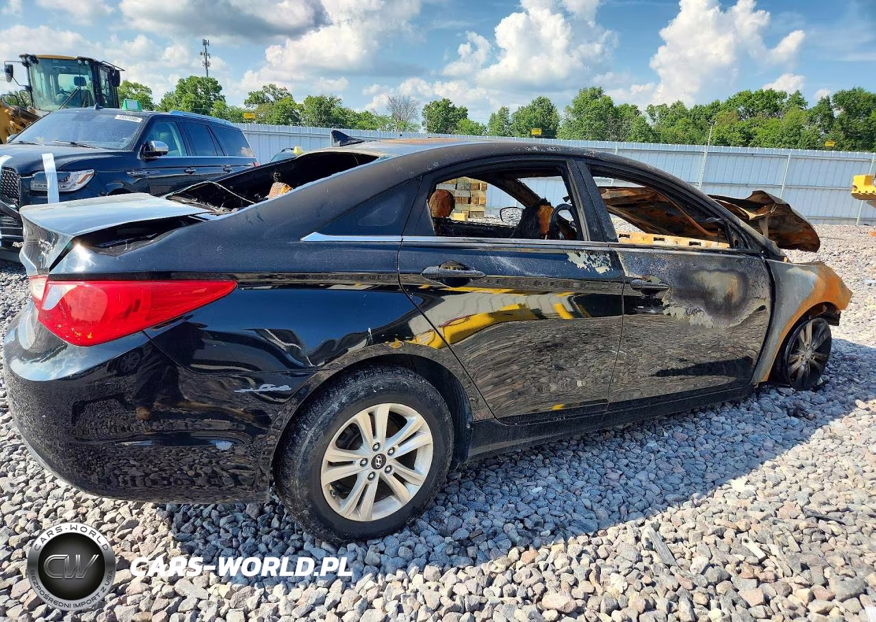 2011 Hyundai Sonata Gls VIN:5NPEB4AC3BH051790 - 3