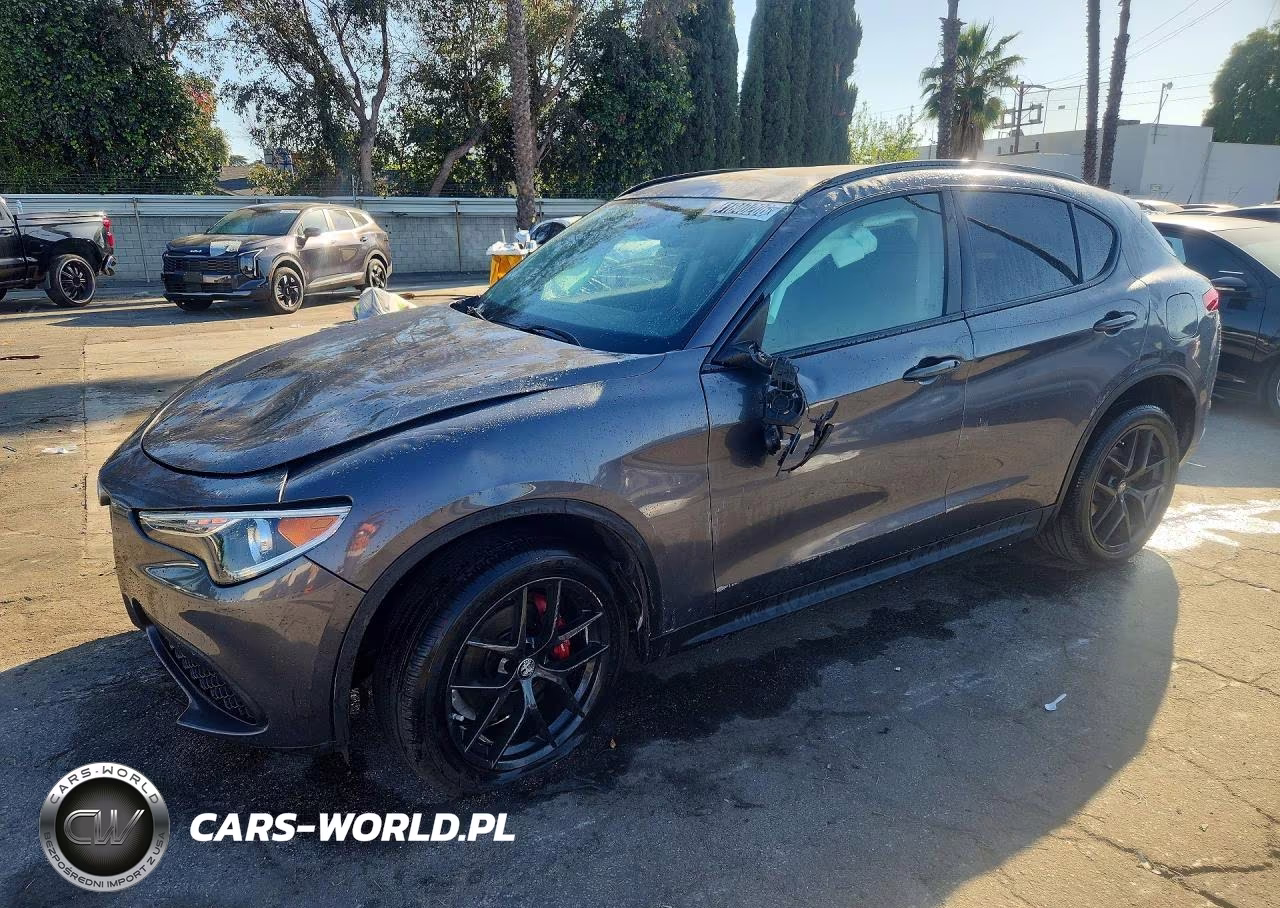2020 Alfa Romeo Stelvio