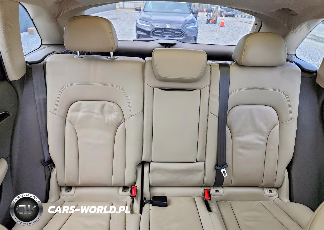 2011 Audi Q5 Premium Plus VIN:WA1DKAFP4BA004551 - 10