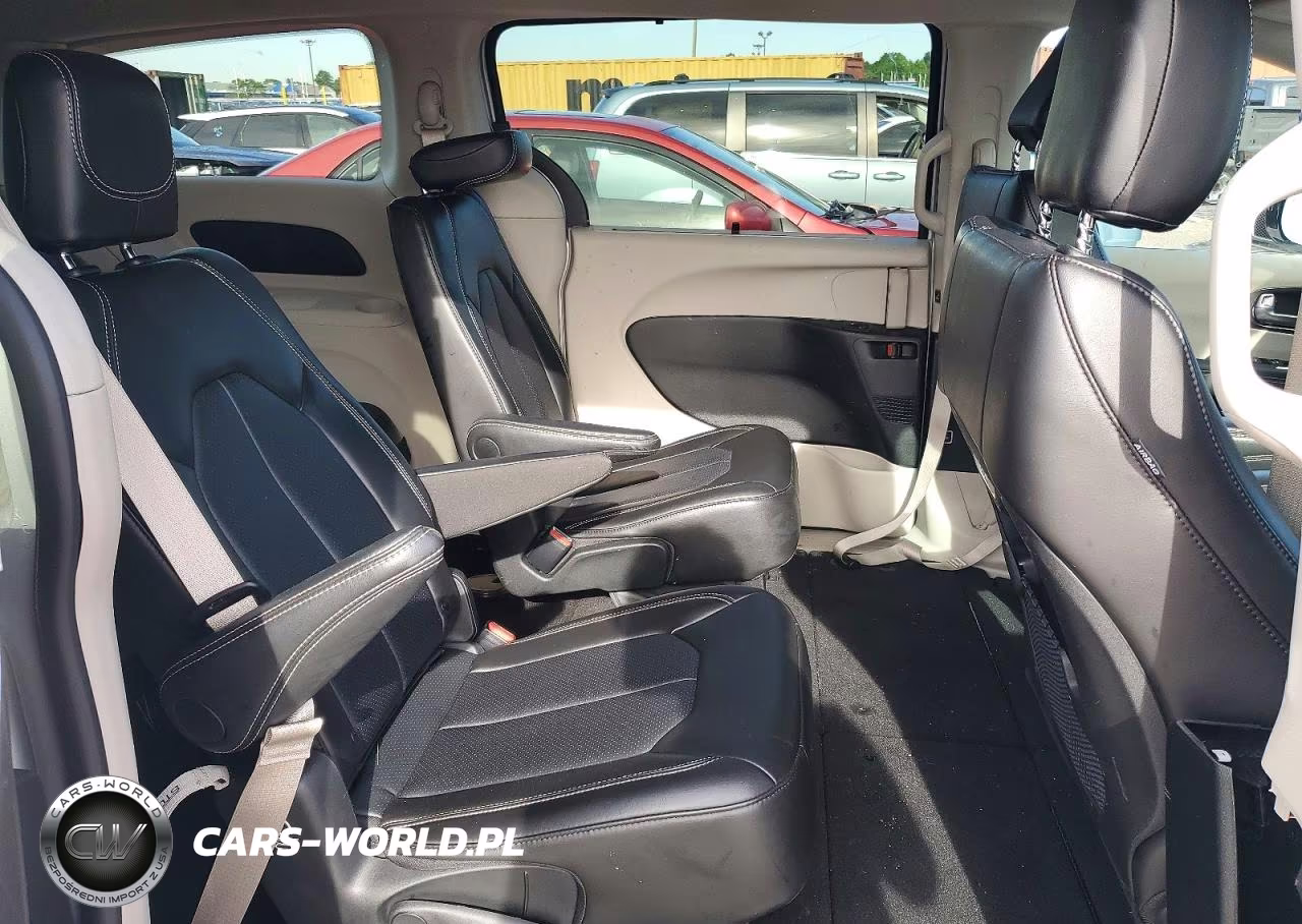 2024 Chrysler Pacifica Touring L VIN:2C4RC1BG6RR186726 - 11