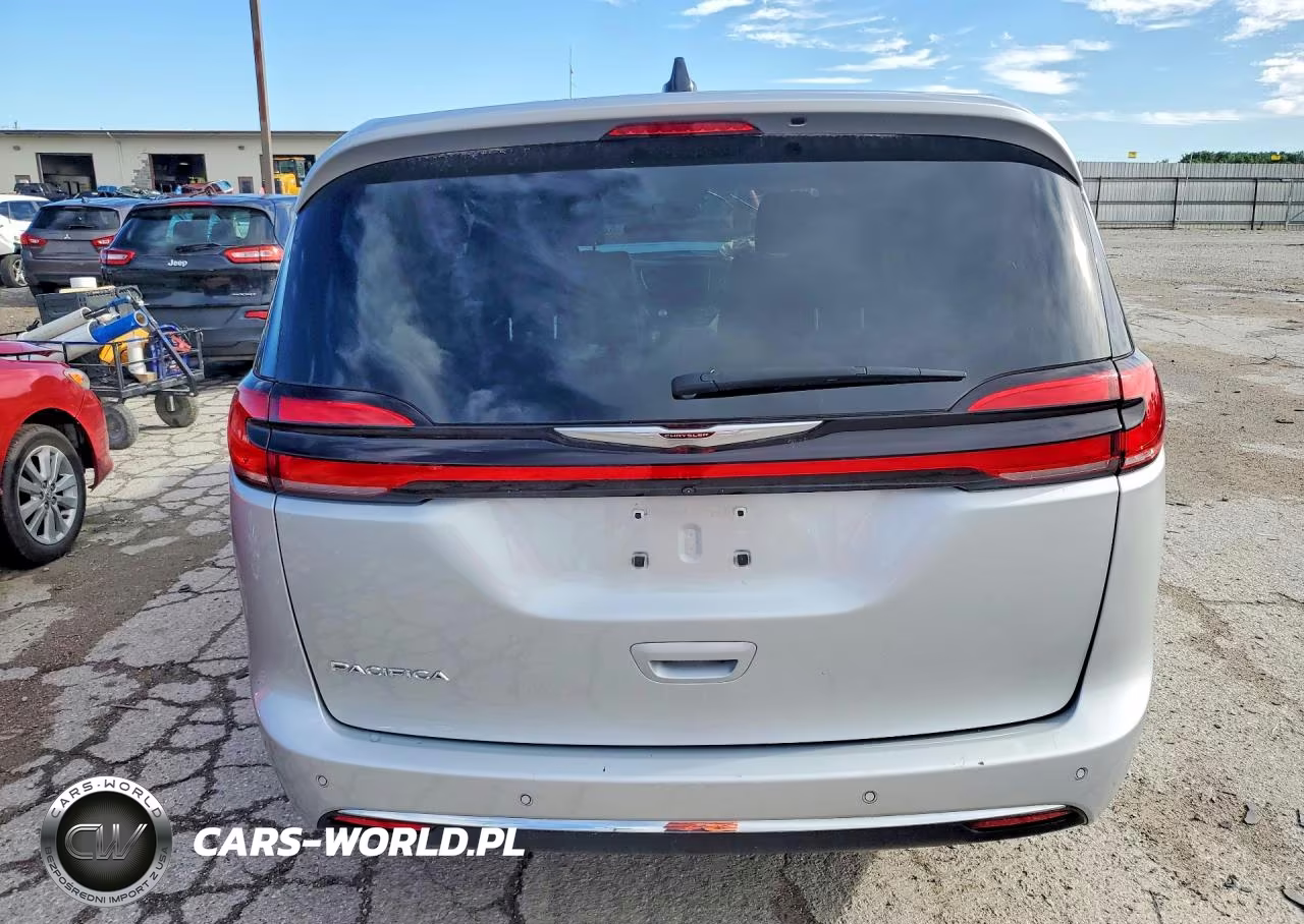 2024 Chrysler Pacifica Touring L VIN:2C4RC1BG6RR186726 - 6
