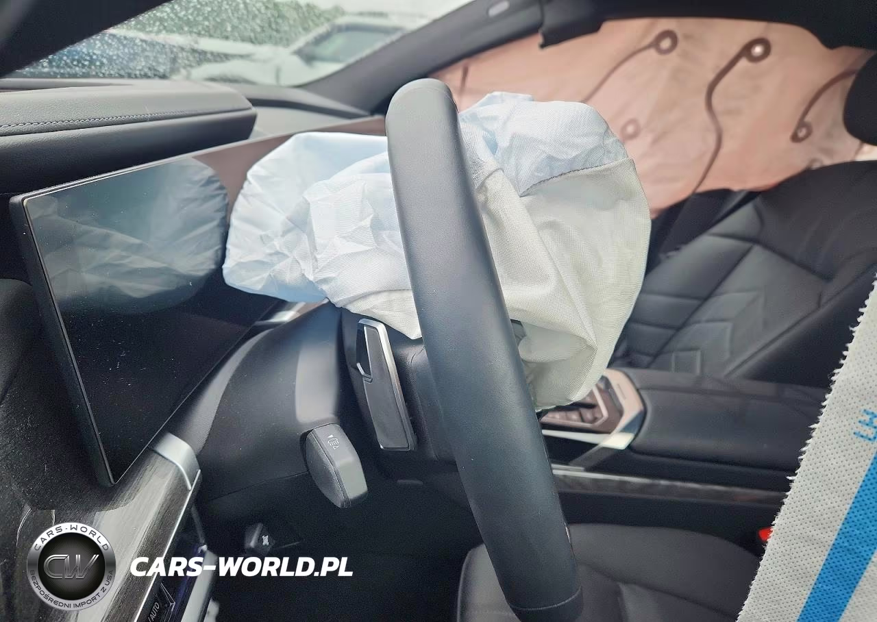 2025 BMW I7 xDrive60 VIN:WBY53EJ0XSCU92576 - 9