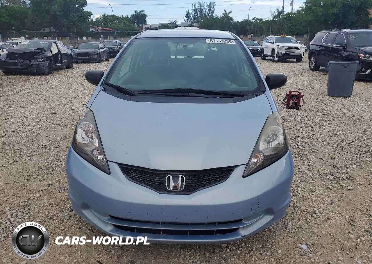 2010 Honda Fit VIN:JHMGE8H23AC033433 - 5