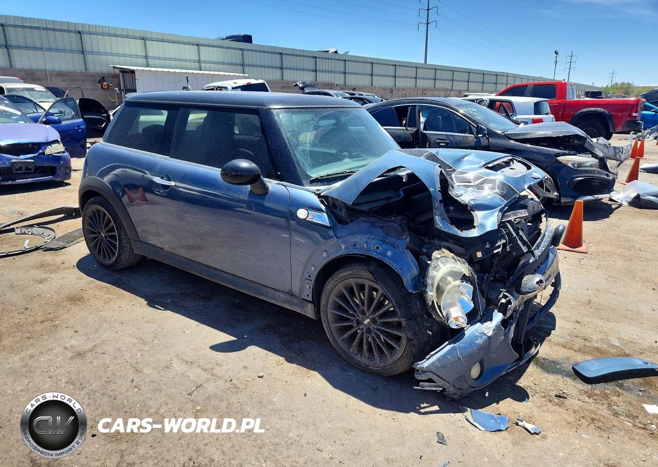 2010 Mini Cooper S VIN:WMWMF7C55ATZ73372 - 4