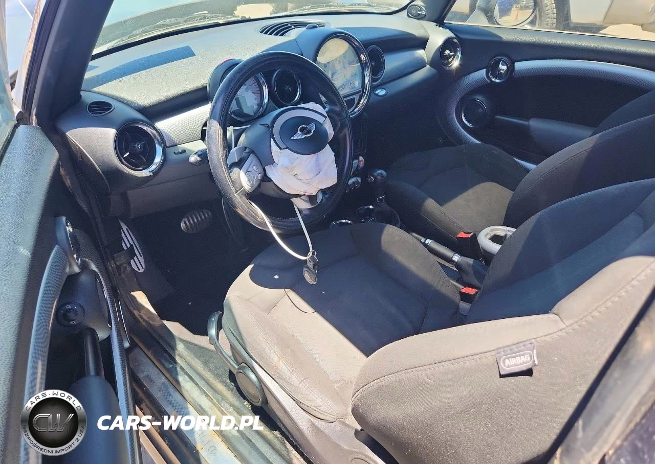 2010 Mini Cooper S VIN:WMWMF7C55ATZ73372 - 8