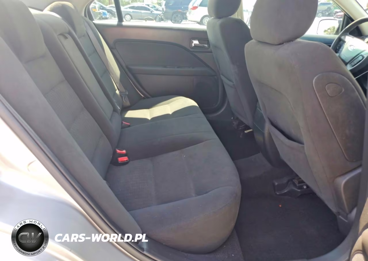 2007 Ford Fusion Se VIN:3FAHP07ZX7R212150 - 10
