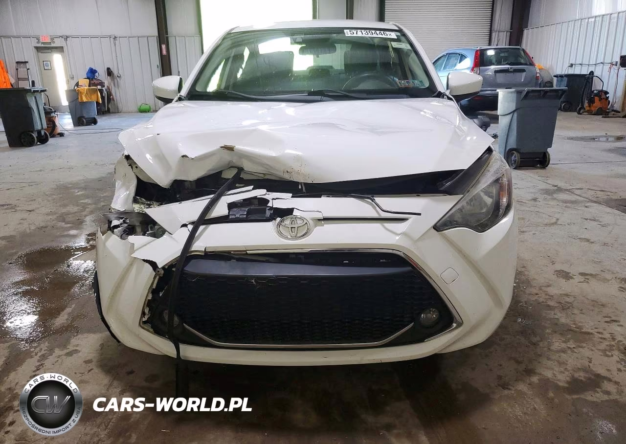 2019 Toyota Yaris Le VIN:3MYDLBYV1KY524353 - 5