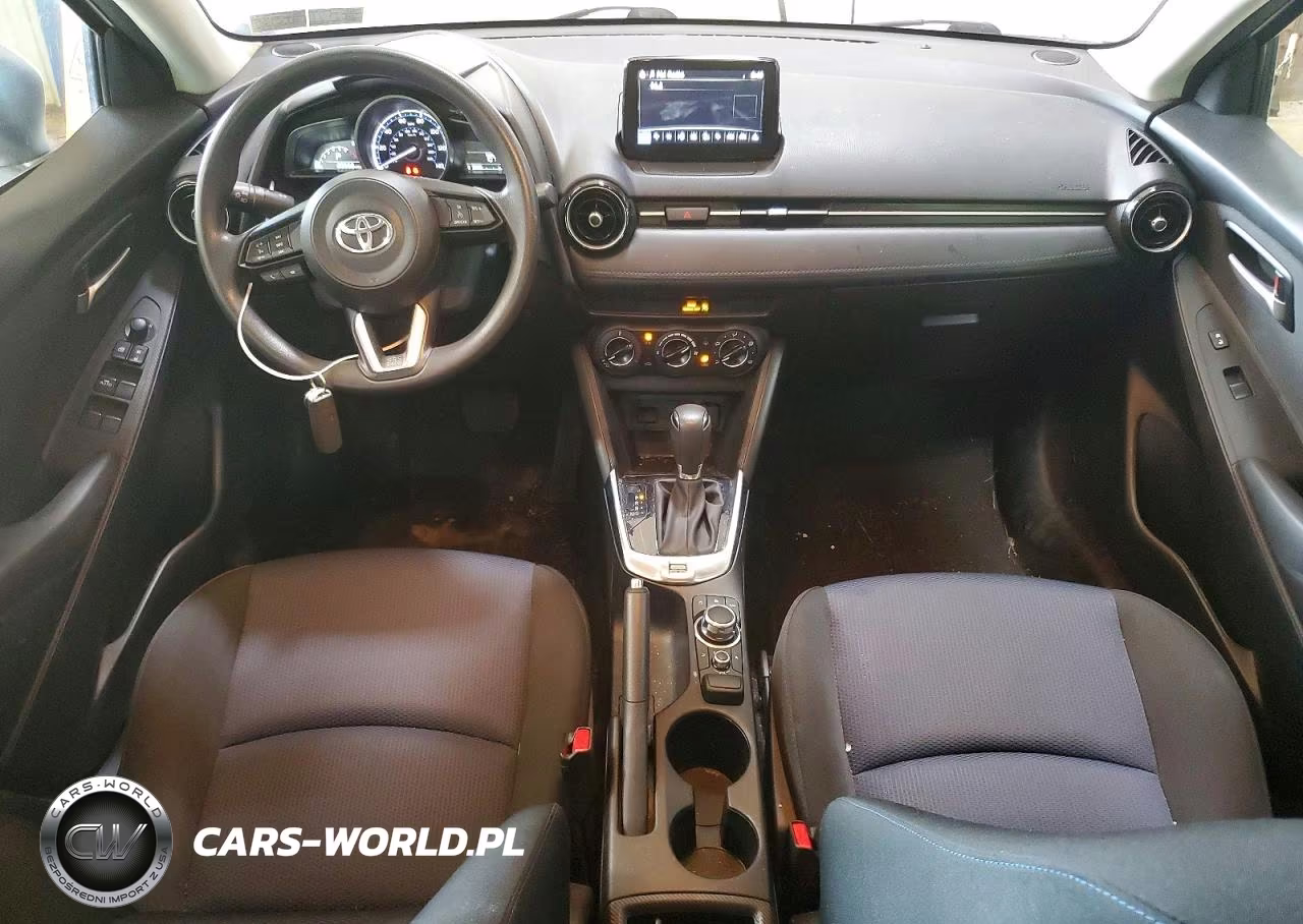 2019 Toyota Yaris Le VIN:3MYDLBYV1KY524353 - 8