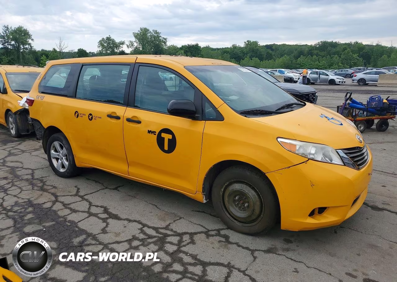2016 Toyota Sienna L 7-Passenger VIN:5TDZK3DC1GS754152 - 4
