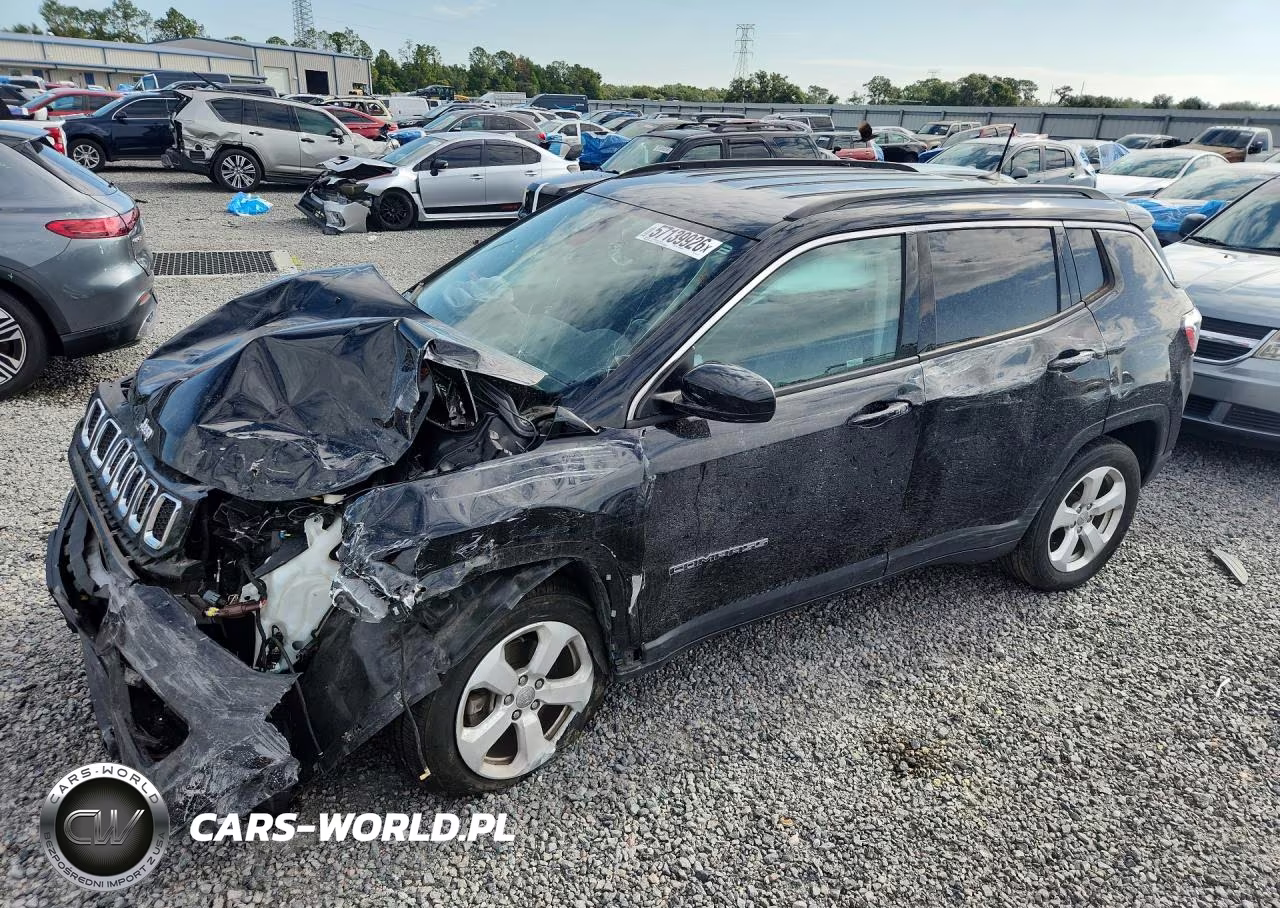 2019 Jeep Compass Latitude – zdjęcie 1 z 13