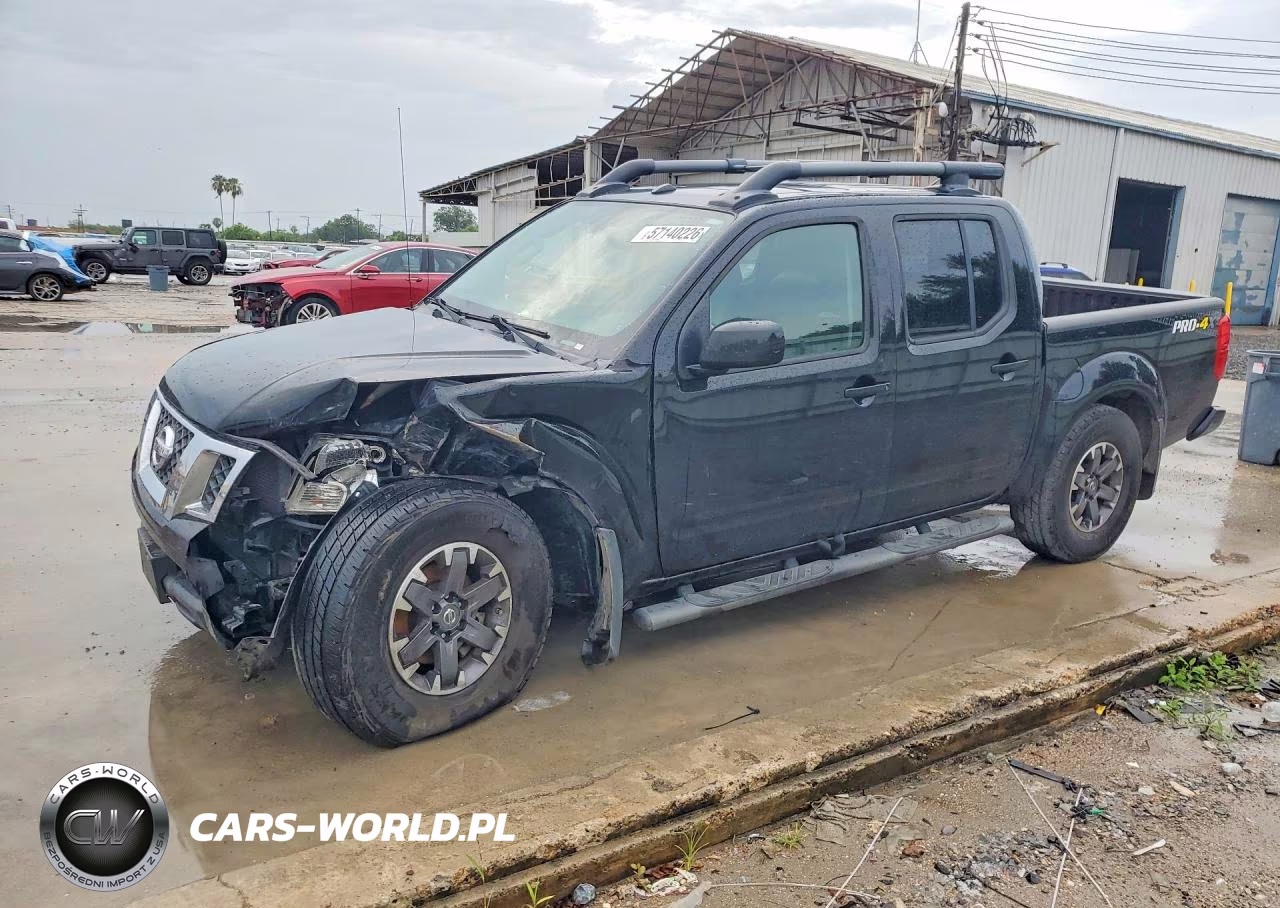 2015 Nissan Frontier Pro-4X – zdjęcie 1 z 12