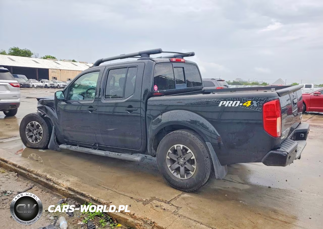 2015 Nissan Frontier Pro-4X VIN:1N6AD0EV7FN718800 - 2