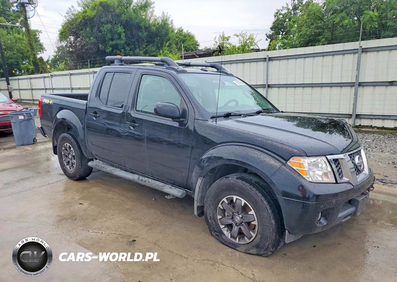 2015 Nissan Frontier Pro-4X VIN:1N6AD0EV7FN718800 - 4