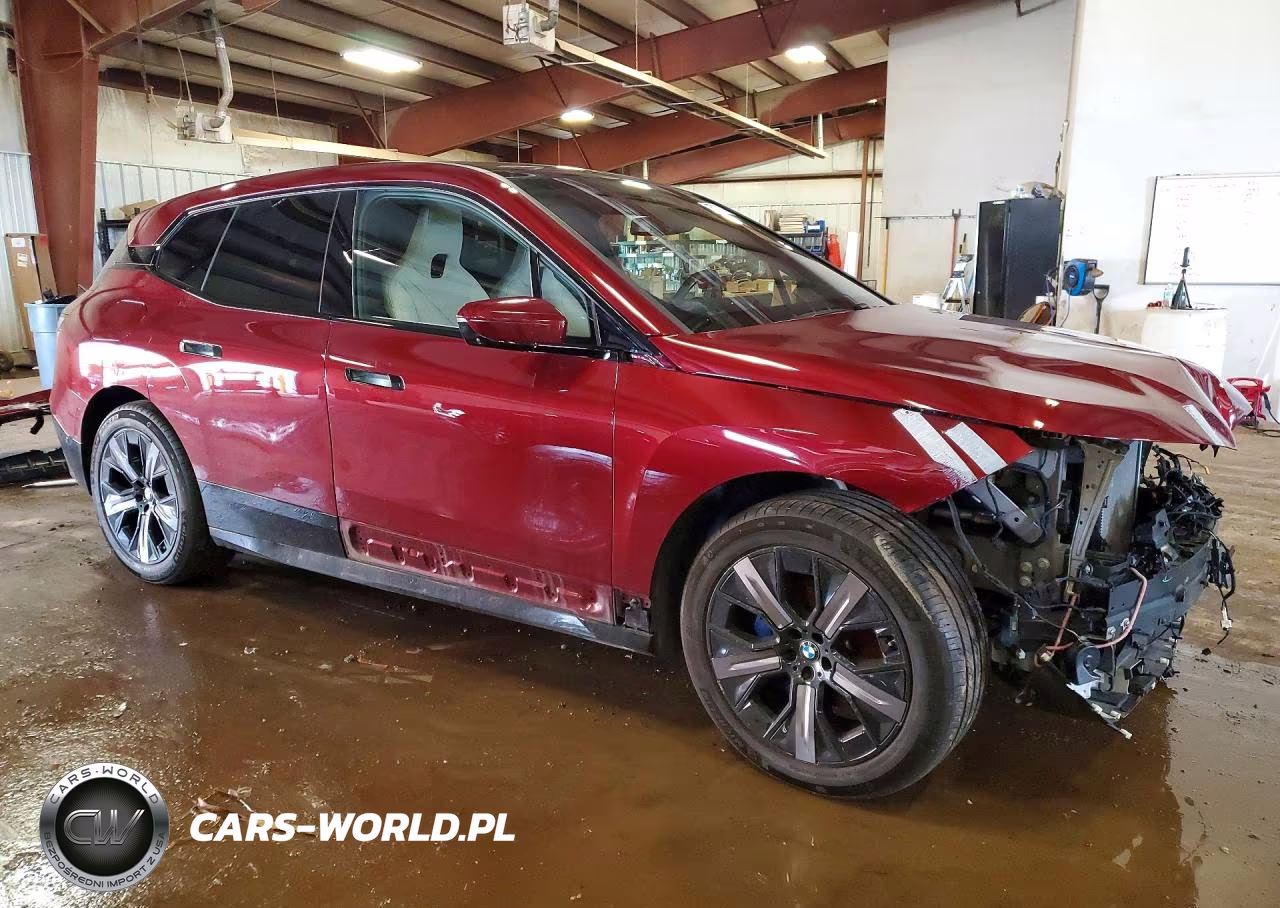 2024 BMW Ix xDrive50 VIN:WB523CF03RCP37192 - 4