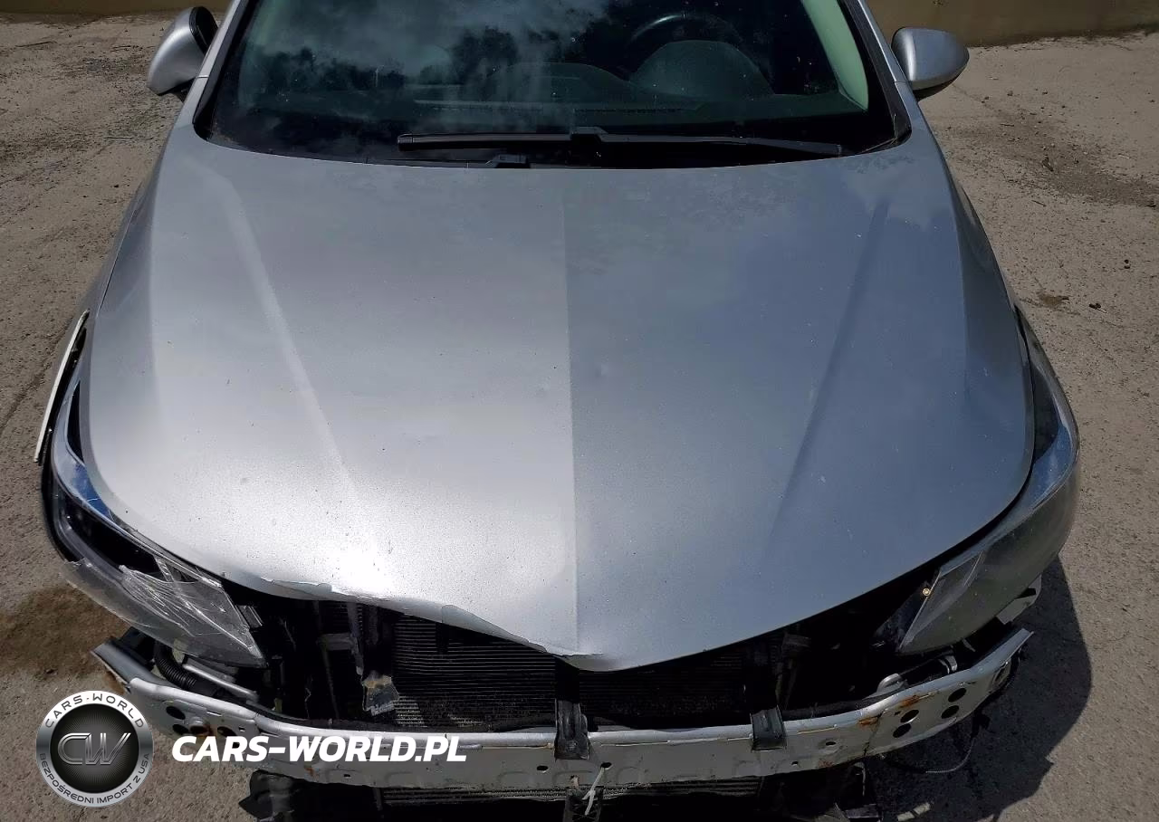 2018 Chevrolet Cruze Premier VIN:3G1BF6SM0JS628458 - 11