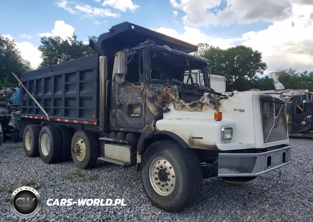 2000 Volvo Wg Dump Truck