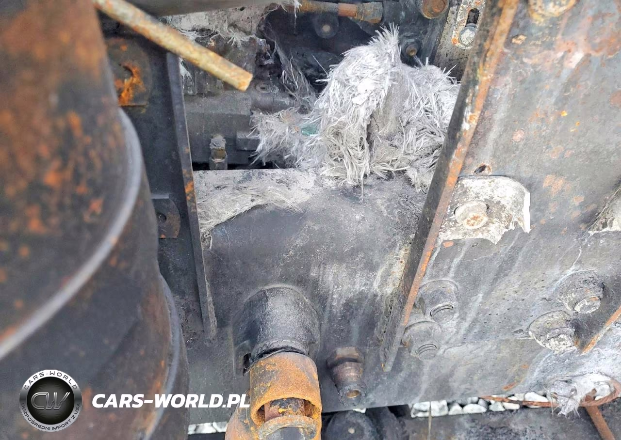 2000 Volvo Wg Dump Truck VIN:4V5JC2UF1YN869307 - 10