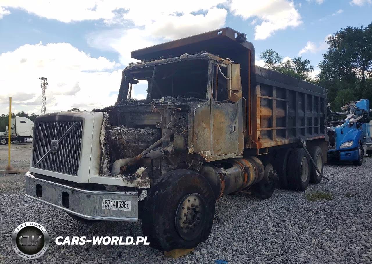 2000 Volvo Wg Dump Truck VIN:4V5JC2UF1YN869307 - 2