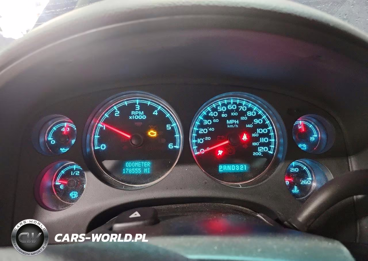 2008 Chevrolet Tahoe K1500 VIN:1GNFK13078J121899 - 9