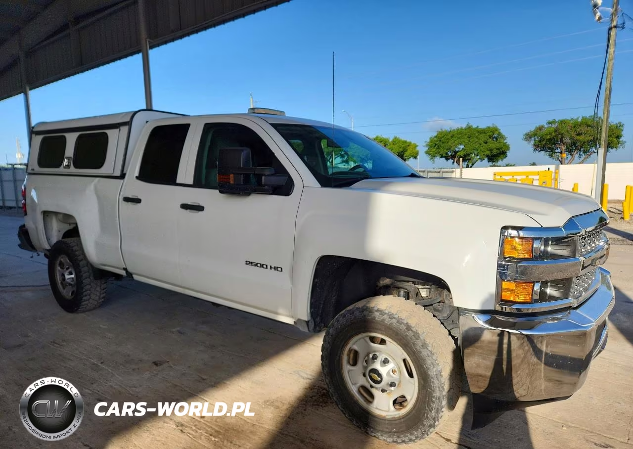 2019 Chevrolet Silverado K2500 Heavy Duty VIN:2GC2KREG8K1112128 - 4