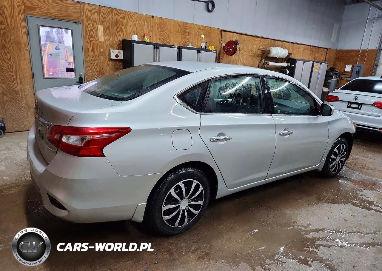 2017 Nissan Sentra S VIN:3N1AB7AP7HY395270 - 3