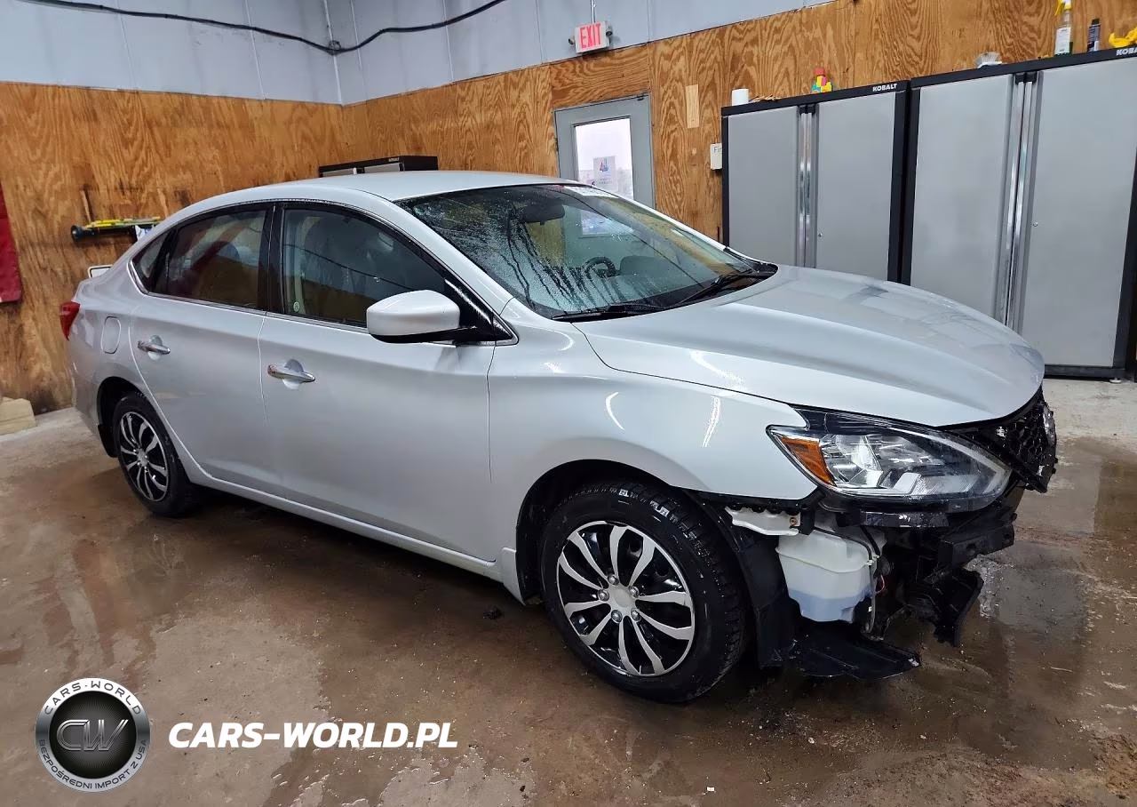 2017 Nissan Sentra S VIN:3N1AB7AP7HY395270 - 4