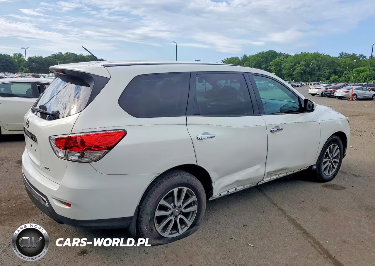 2014 Nissan Pathfinder S VIN:5N1AR2MM9EC682865 - 3