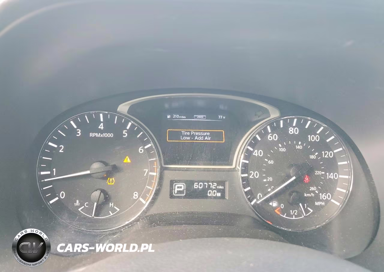 2014 Nissan Pathfinder S VIN:5N1AR2MM9EC682865 - 9