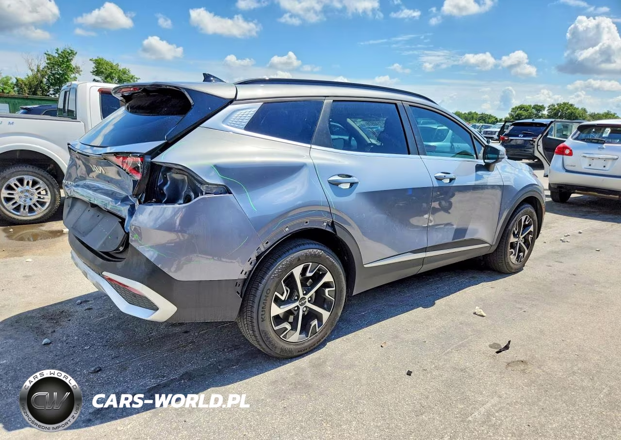 2025 Kia Sportage Ex VIN:5XYK33DF6SG296106 - 3